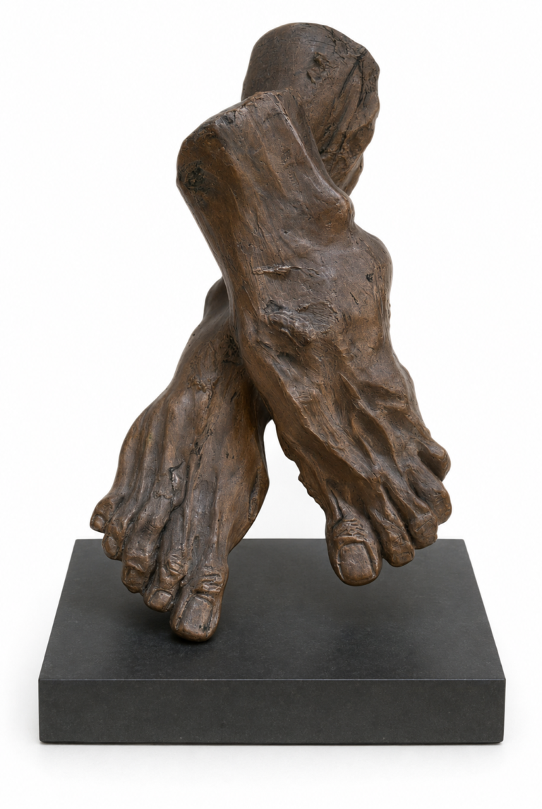 Huellas · Bronce · 2025